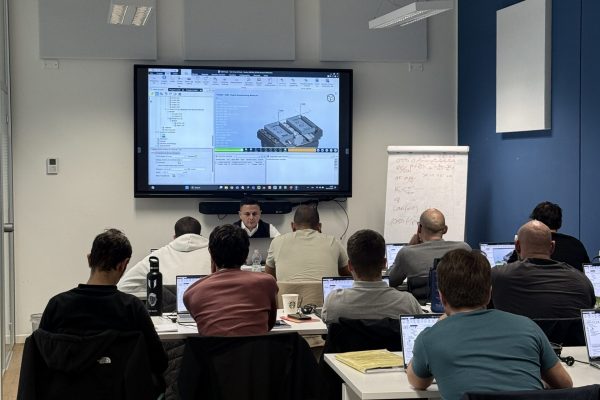 20251119_140548626_iOS