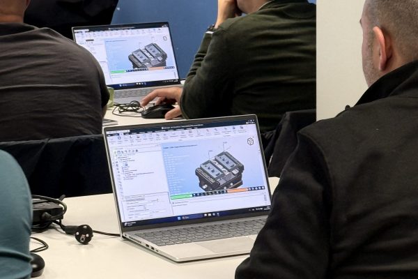 20251119_140609213_iOS