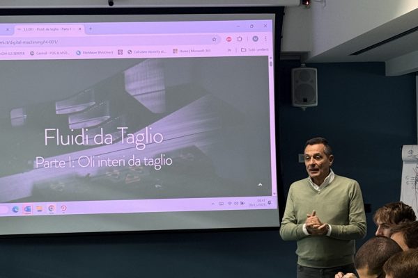 20251120_074758542_iOS